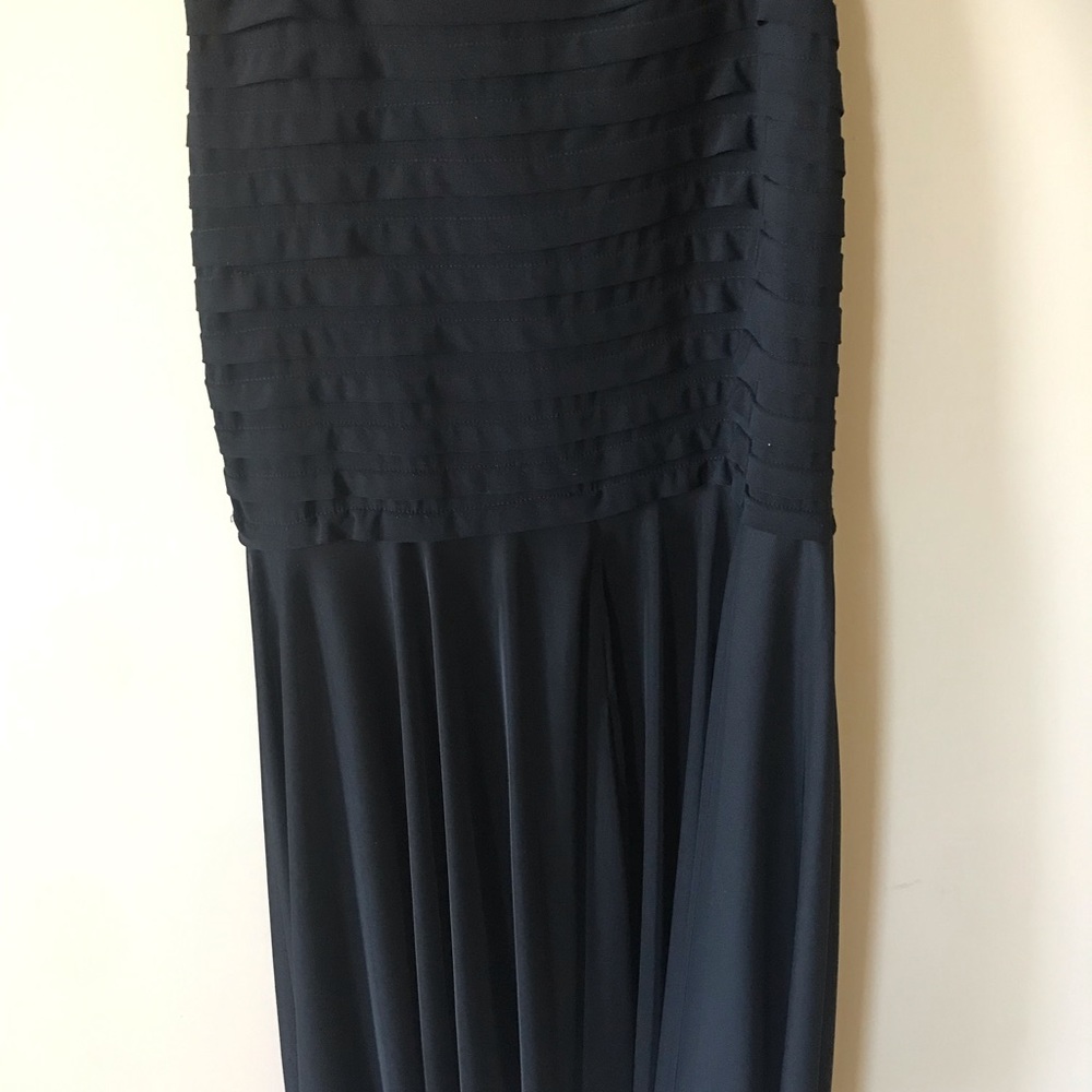 R &  M Richards  skirt